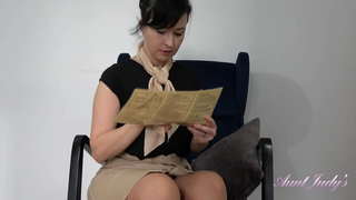 Big Tit MILF uhambo attendant Wanilianna - Upskirt, Panties, kwaye Stockings