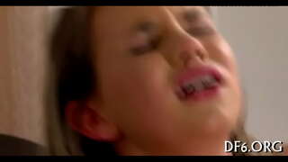 Virginal cluichí ar feadh dhá