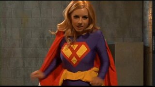 Supergirl හෙරොයින් cosplay