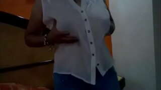 Kako se kreću sise moje supruge