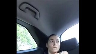 Viņš cums automašīnas