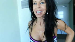 ���៊ីស្ទីនវិញនៅក្នុងអាជីវកម្ម! '១៨។០១។២៤។