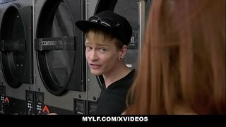 Nan Kon sere (VannaBardot) Vin Clit Li Niche Pa YON MILF (SereneSiren)