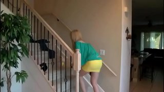 PITIT GASON VIN KENBE PA MANMAN LÈ SA A, LI TE BÈZ L &#039; DIFISIL