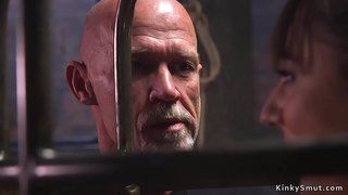 Lawas master kawin panas brunette abdi jero tenggorokan tinuju banging dheweke pus ing tali budak