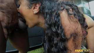 Фалшиви Таксита Индийски Марина Маите бибиси първи път на порно в таксито