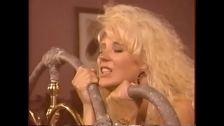 ���နက်ရောင်အတွက်ကုန်းပြန်