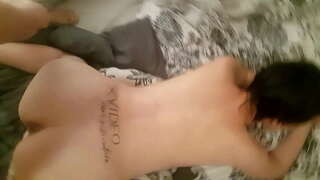 Nuttig frau will das sperma auf den arsch