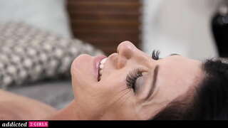 Taahiraa-Mom Fucks Ia I Moe Wahine Tamāhine